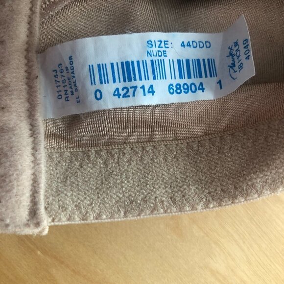 Playtex 18 Hour Seamless Smoothing Wireless Bra - 44DDD - Picture 3 of 5